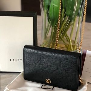 2018 Gucci Marmot crossbody bag gold GG logo